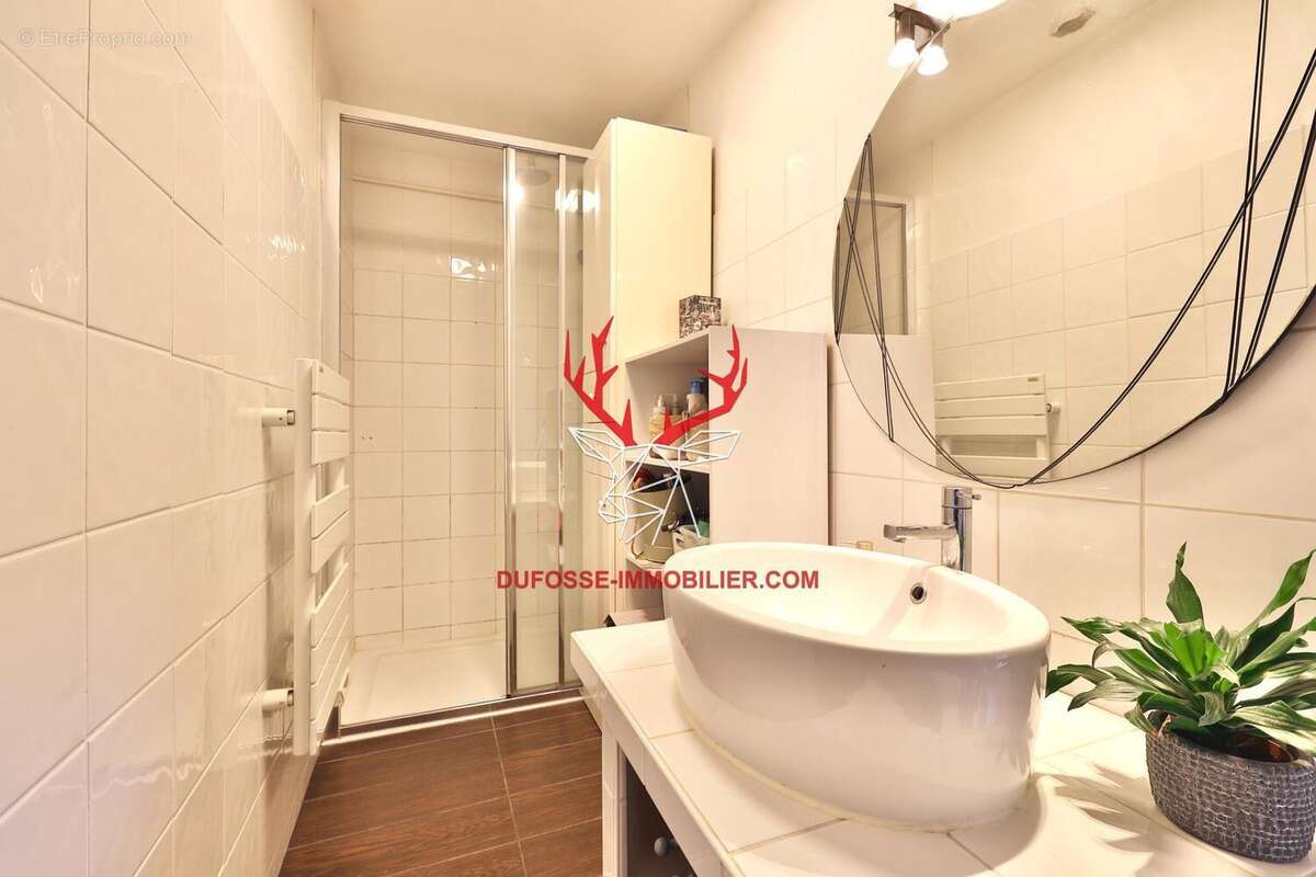 Photo 7 - Appartement à SAINT-GENIS-LAVAL