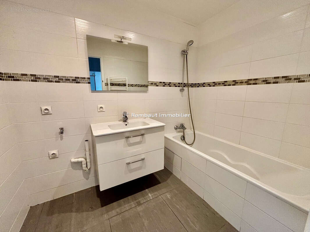 Appartement à LA CELLE-SAINT-CLOUD