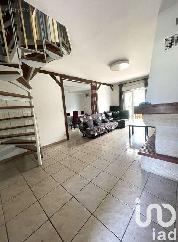 Photo 3 - Maison à SARCELLES