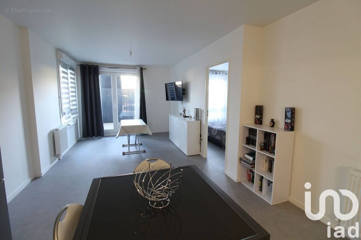Photo 1 - Appartement à MONTIGNY-LES-CORMEILLES