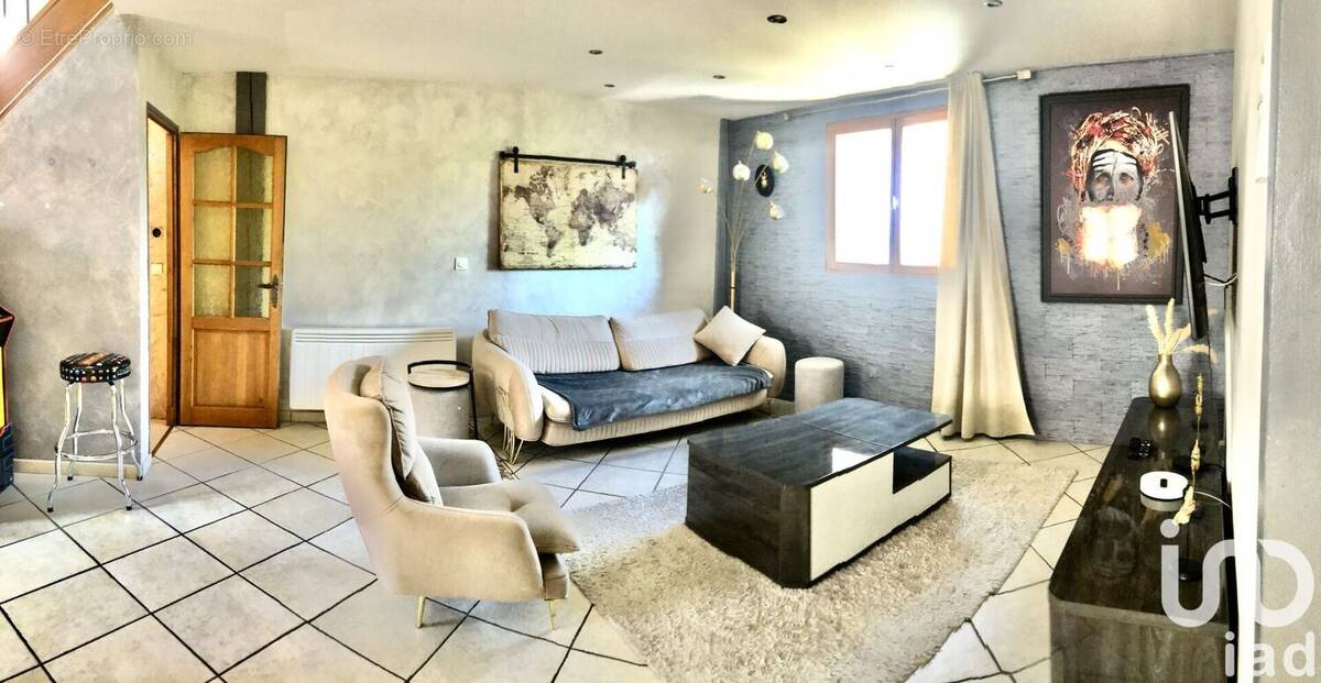 Photo 1 - Maison à BRUYERES-LE-CHATEL