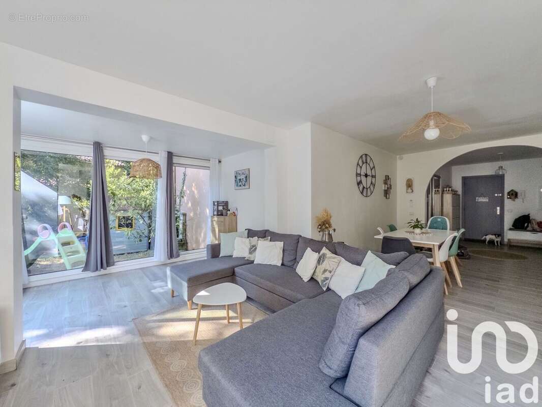 Photo 2 - Appartement à PEYMEINADE