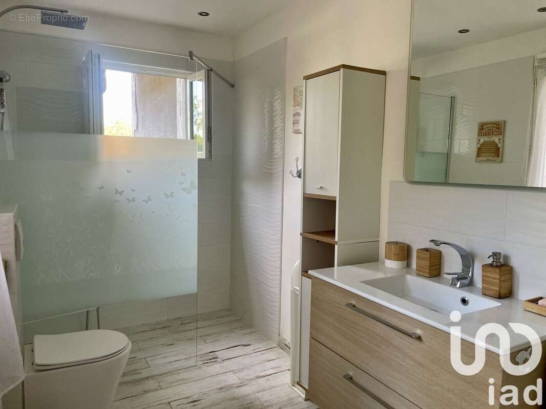 Photo 8 - Maison à THIVIERS