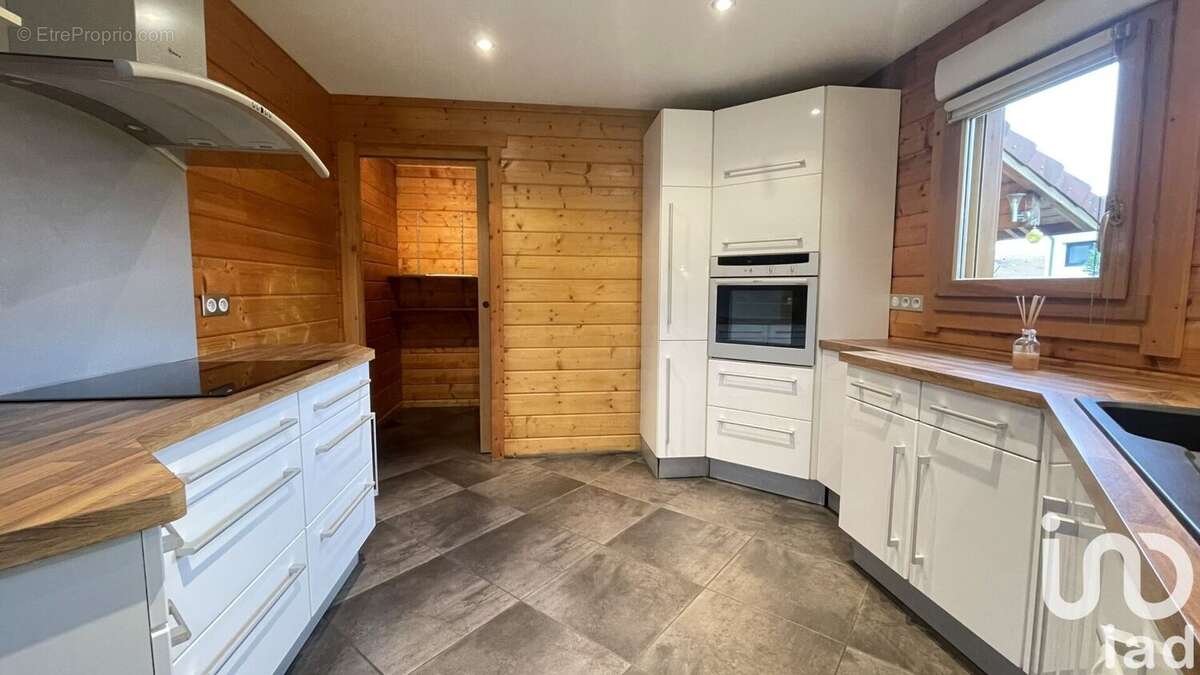 Photo 4 - Maison à COSNES-ET-ROMAIN