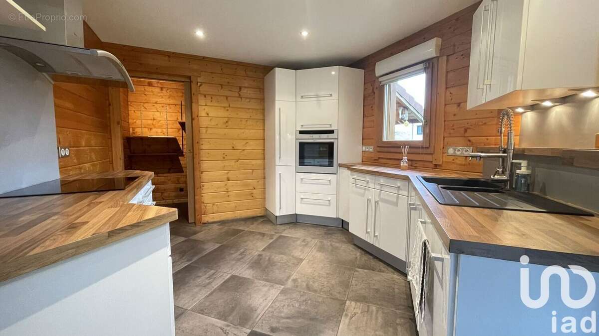 Photo 5 - Maison à COSNES-ET-ROMAIN