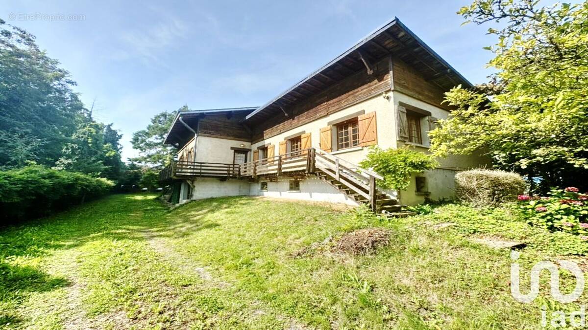 Photo 1 - Maison à VOUZIERS