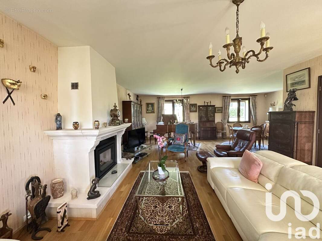 Photo 5 - Maison à VILLECRESNES