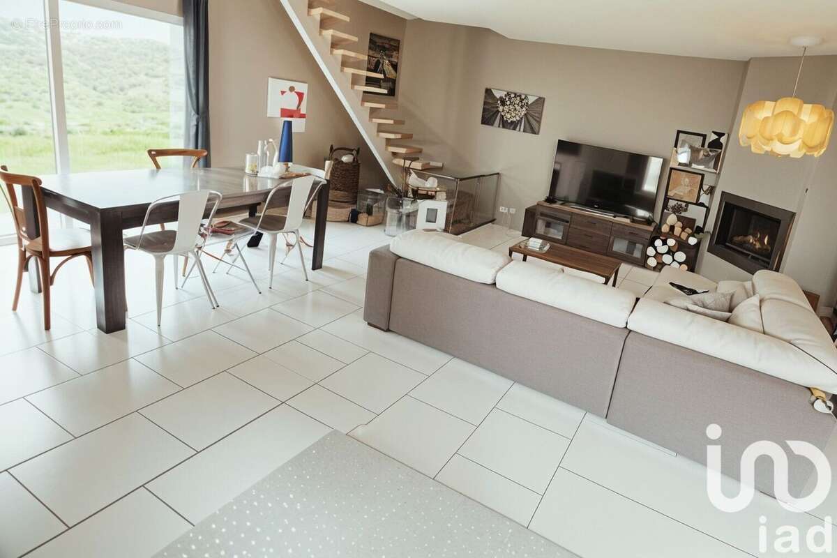 Photo 5 - Maison à LA CHAPELLE-SAINT-MARTIN-EN-PLAINE