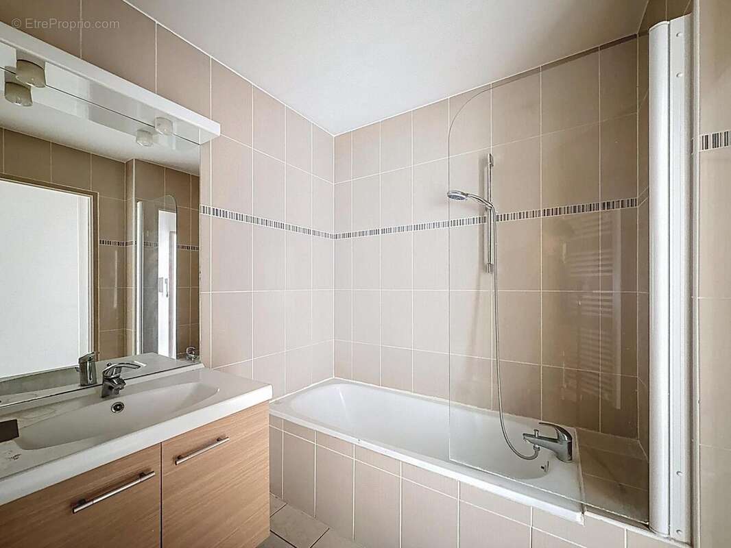 Photo 8 - Appartement à PUGET-SUR-ARGENS