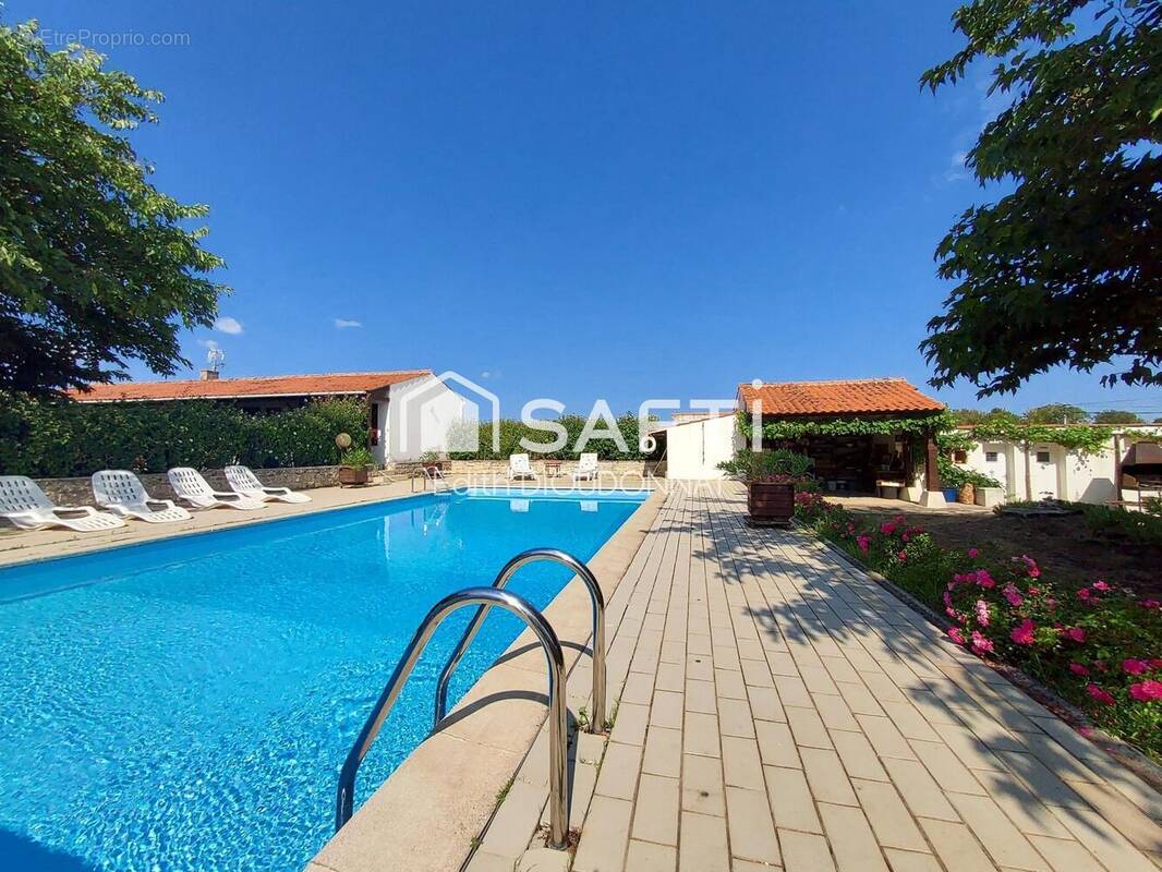 Photo 1 - Maison à SAINT-VINCENT-SUR-GRAON