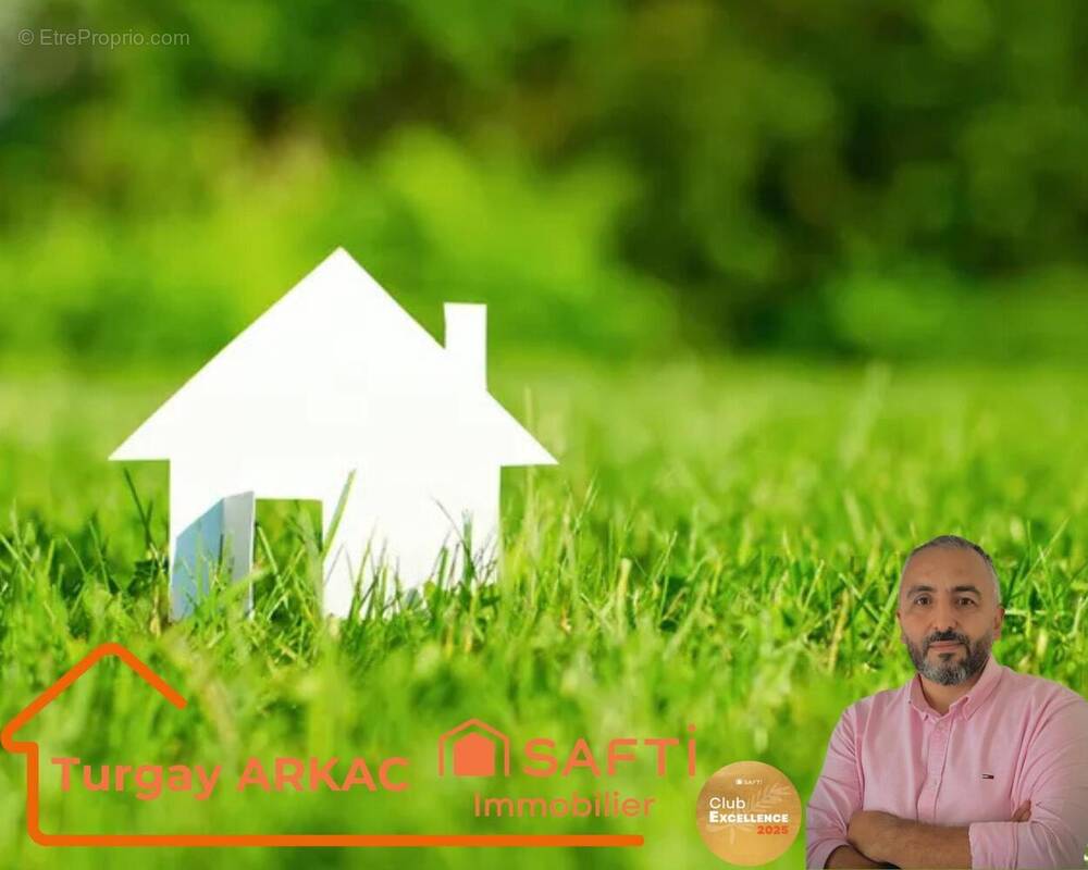 Photo 1 - Terrain à RUY