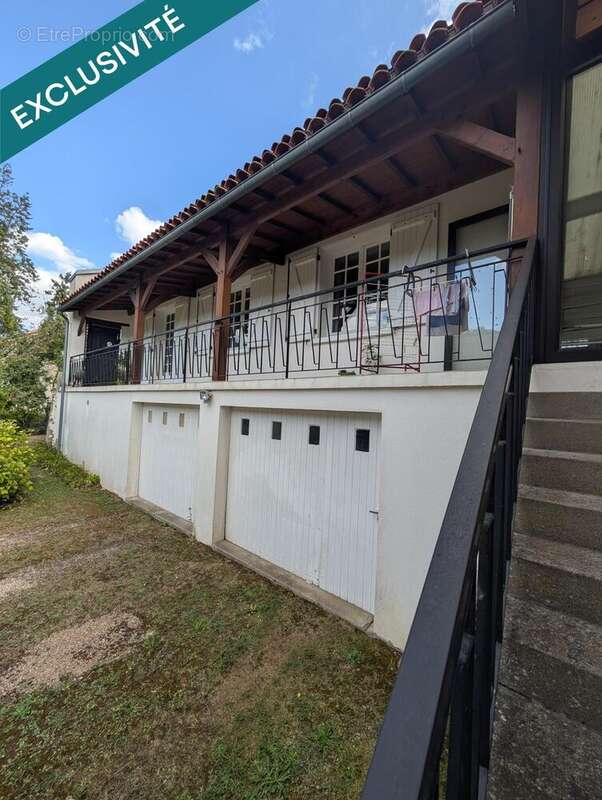 Photo 3 - Maison à FONTAINE-LE-COMTE