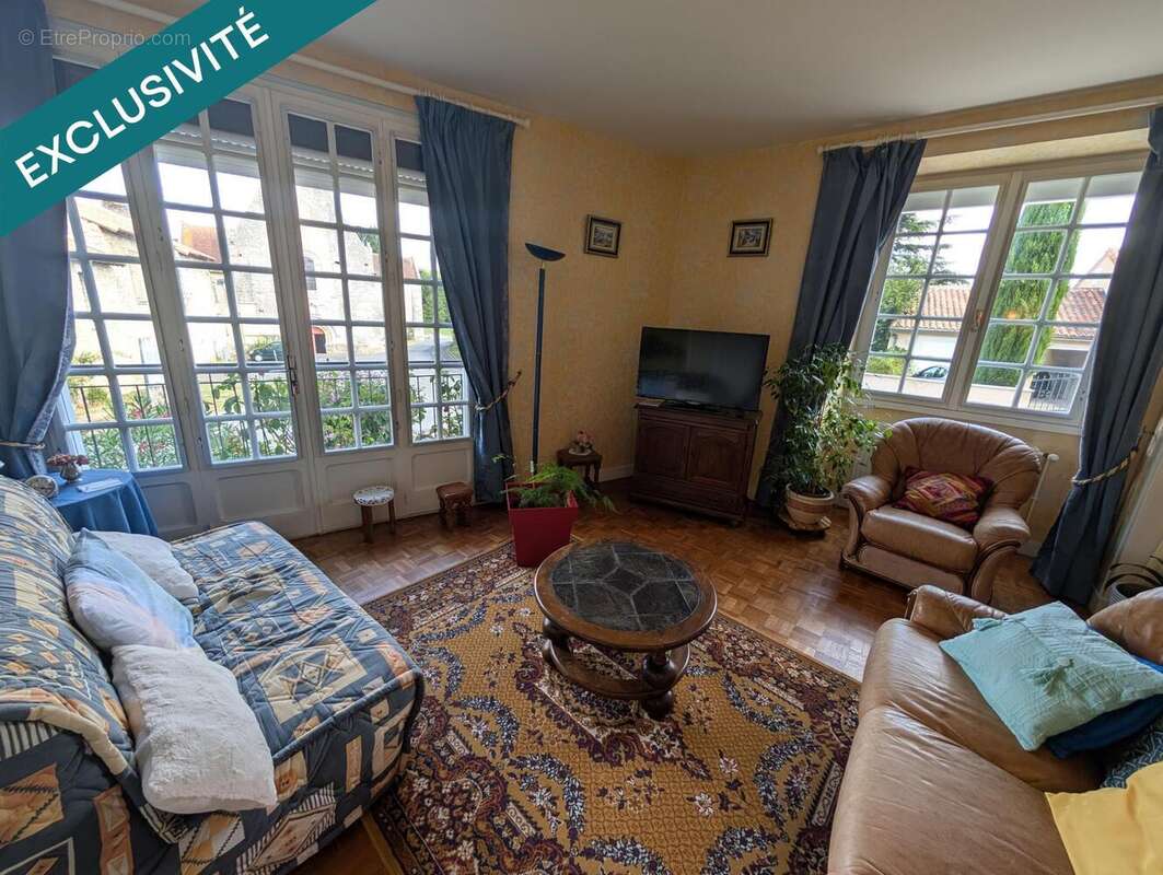 Photo 8 - Maison à FONTAINE-LE-COMTE