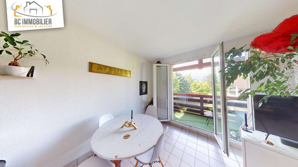 Appartement à PREVESSIN-MOENS