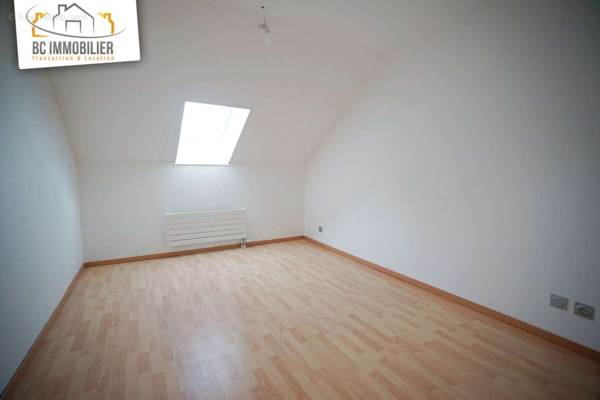 Appartement à PREVESSIN-MOENS