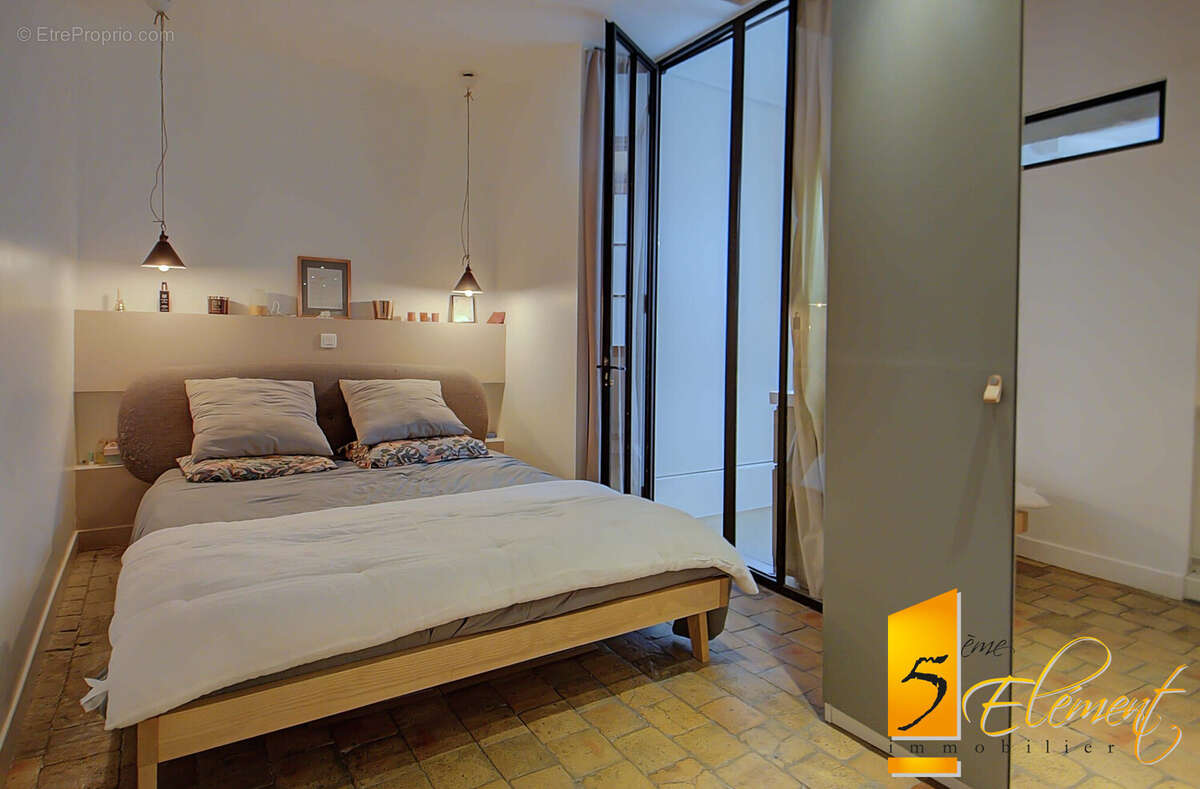 Appartement à LYON-1E