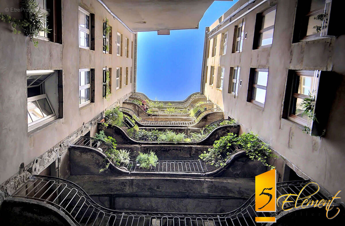 Appartement à LYON-1E