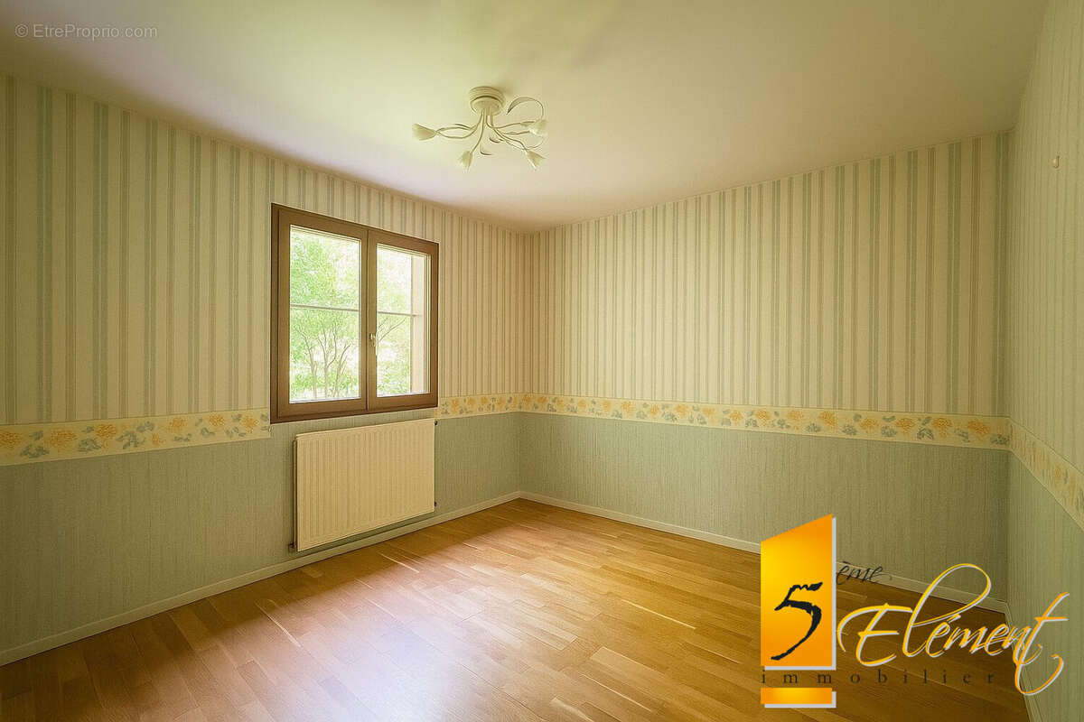 Maison à RILLIEUX-LA-PAPE