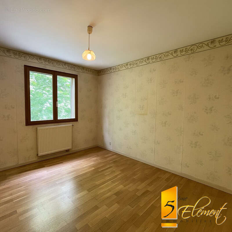 Maison à RILLIEUX-LA-PAPE