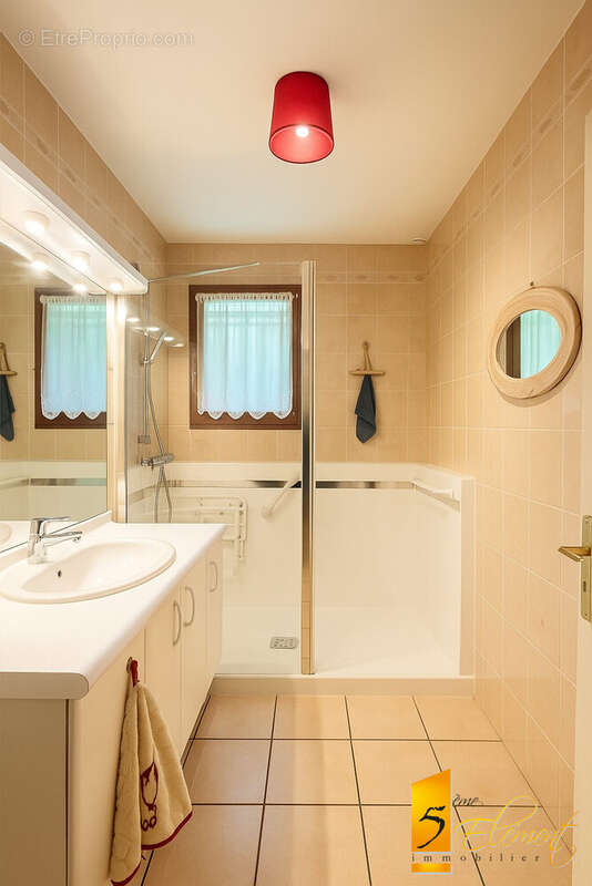 Maison à RILLIEUX-LA-PAPE