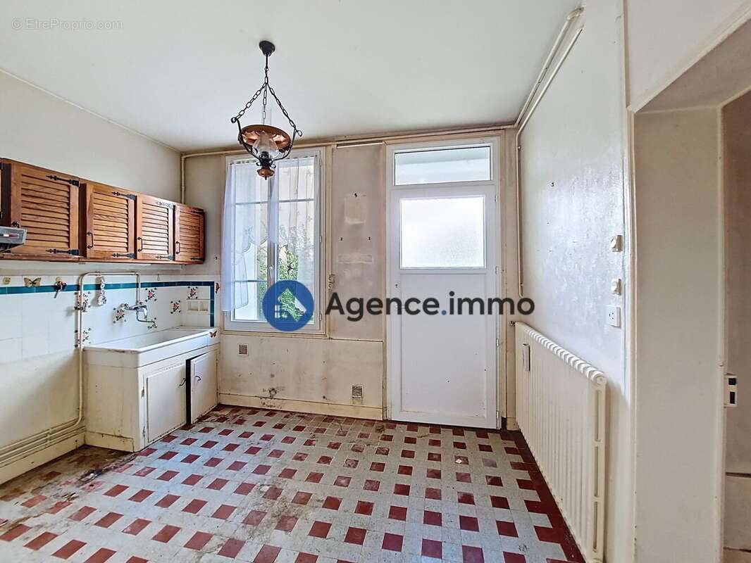 Maison à CHATEAU-LA-VALLIERE