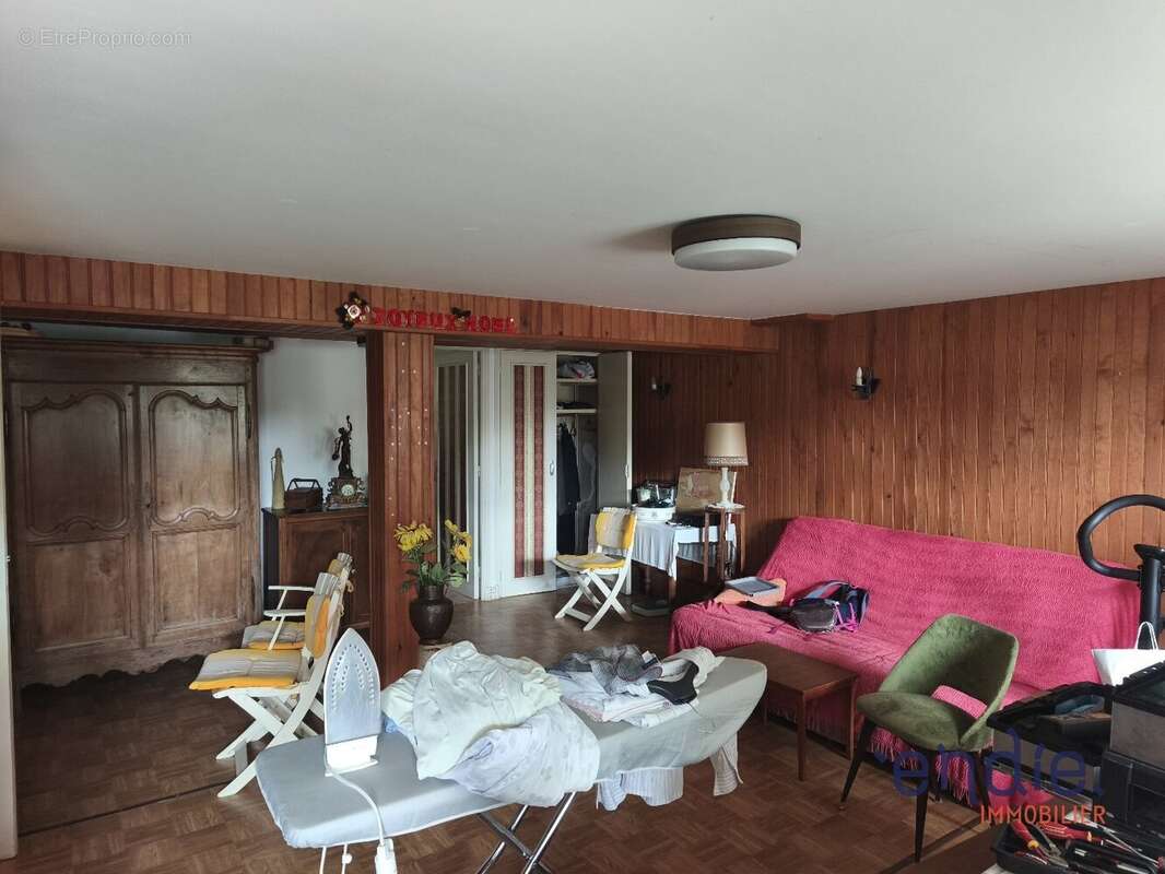 Maison à COSNE-D&#039;ALLIER