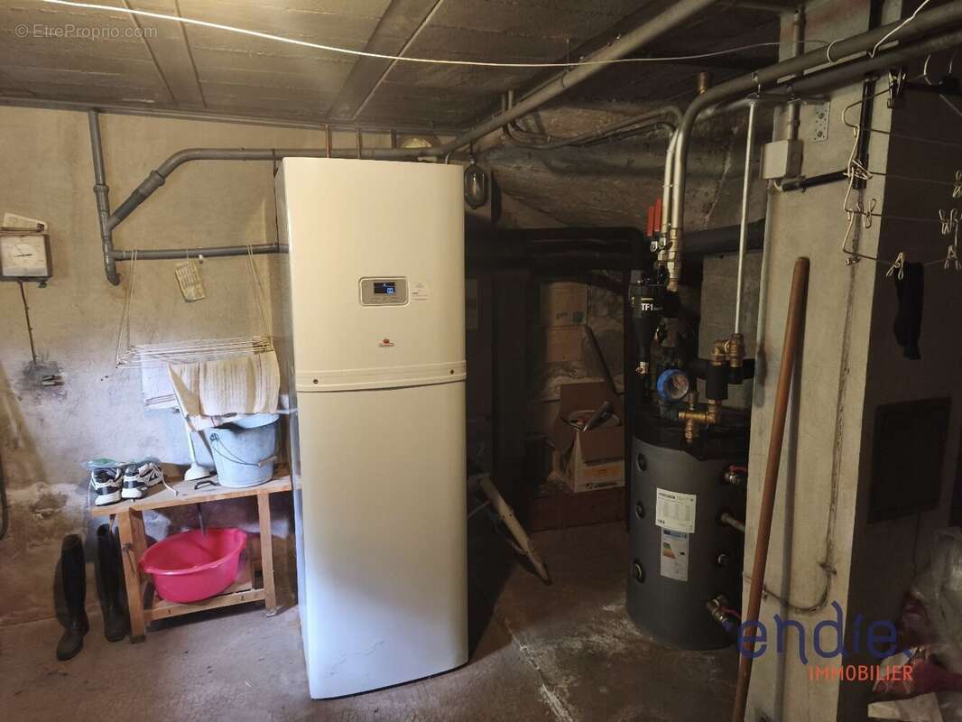 Maison à COSNE-D&#039;ALLIER