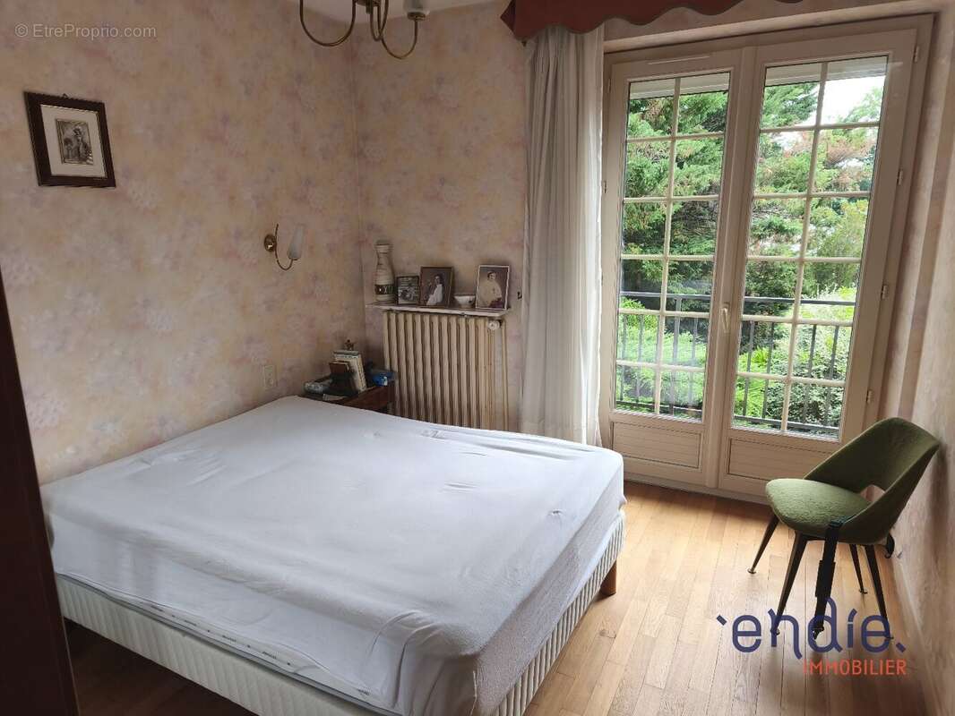 Maison à COSNE-D&#039;ALLIER