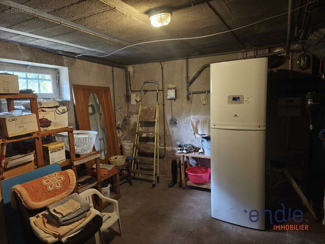 Maison à COSNE-D&#039;ALLIER