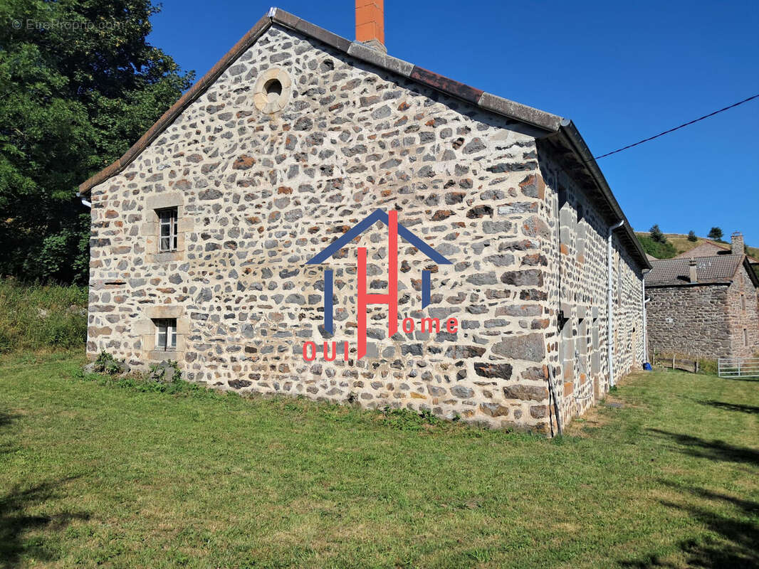 Maison à SAINT-FRONT