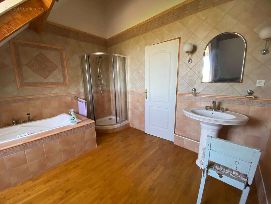 Maison à SAINT-AULAIRE