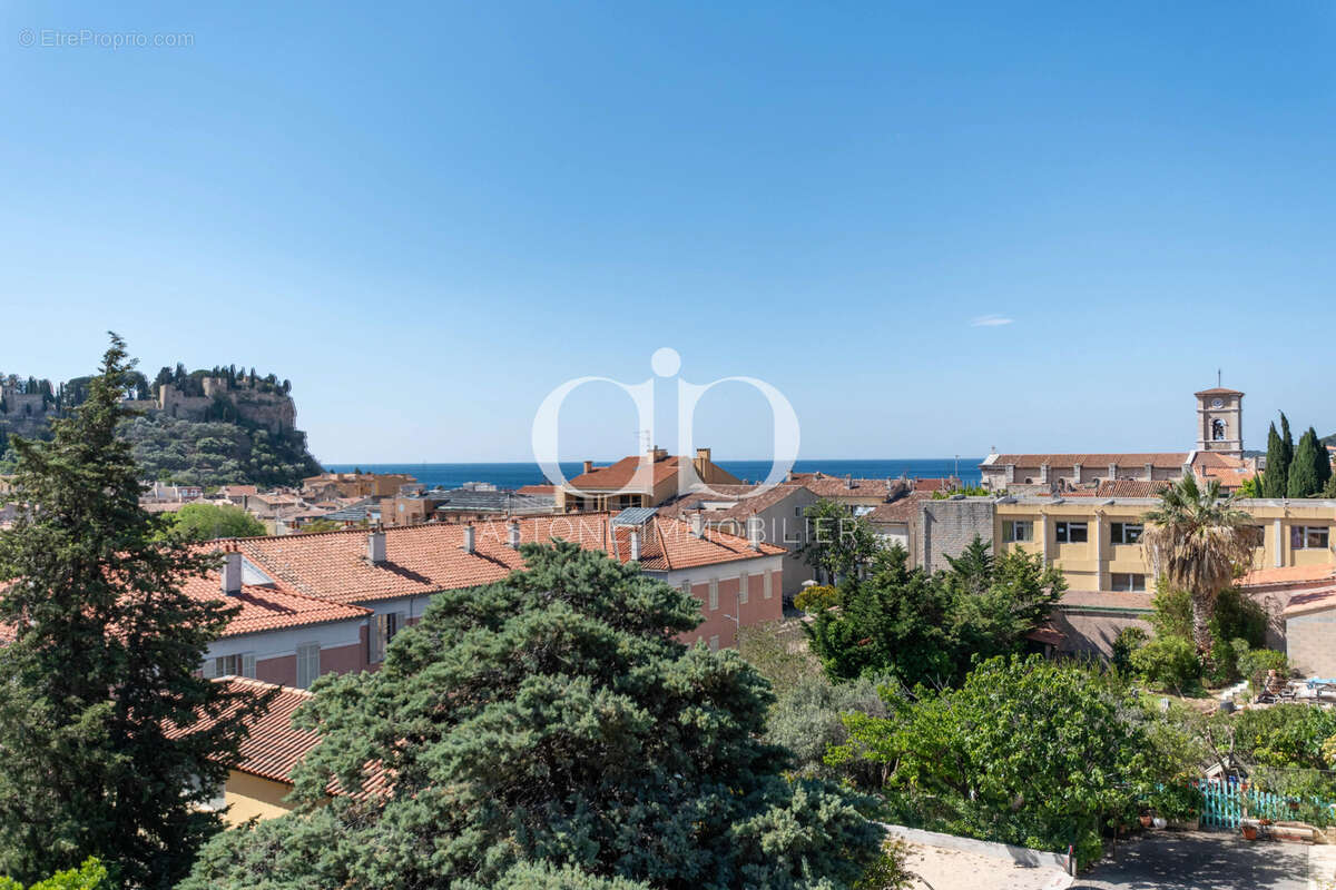 Appartement à CASSIS