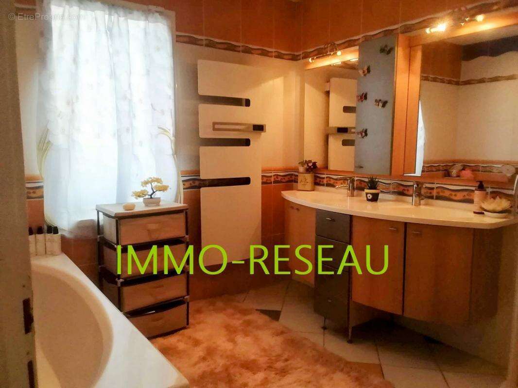 Maison à LA ROCHE-SUR-YON