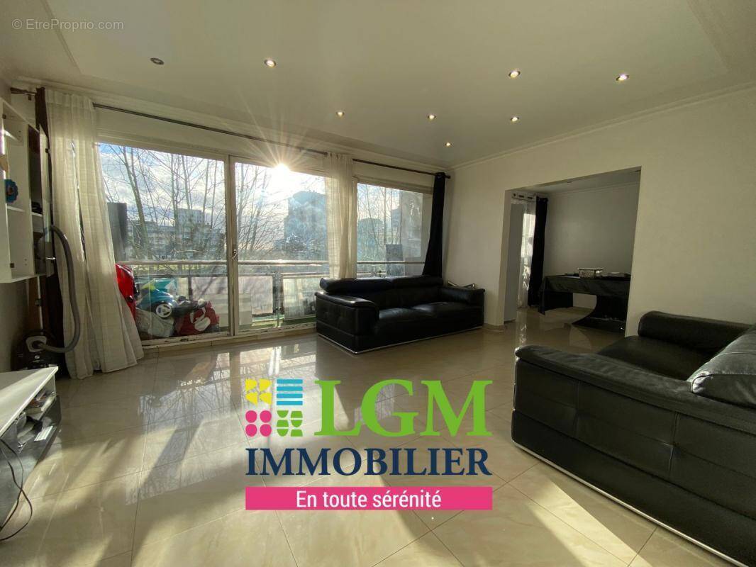 Appartement à SARCELLES