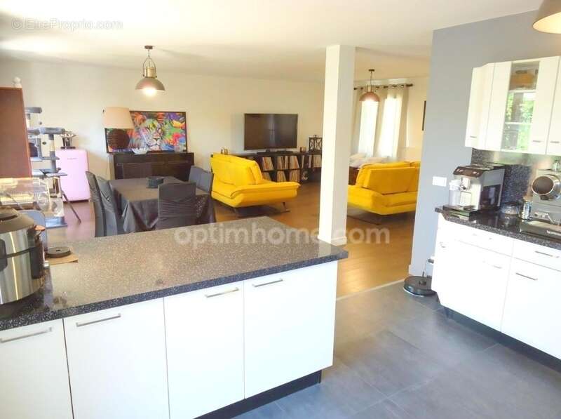 Maison à BELLOY-EN-FRANCE