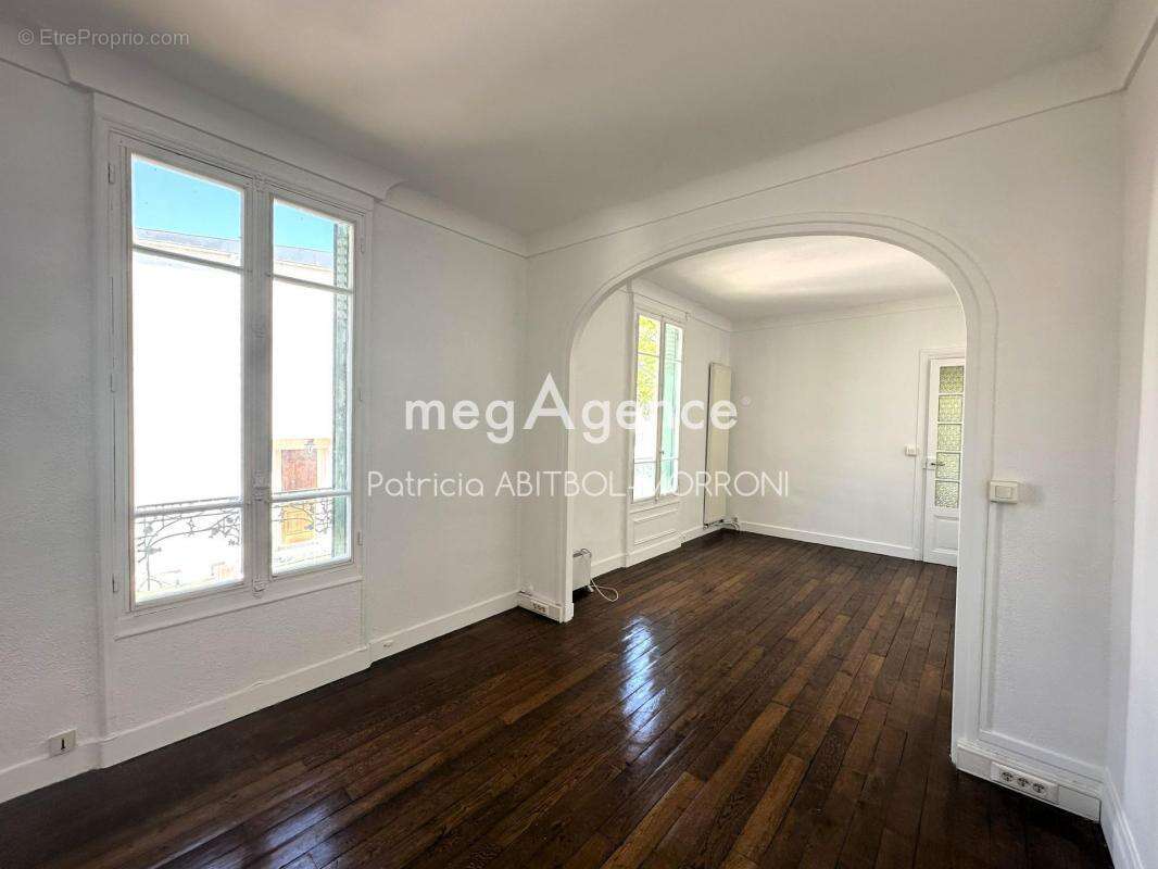 Maison à BONNEUIL-SUR-MARNE