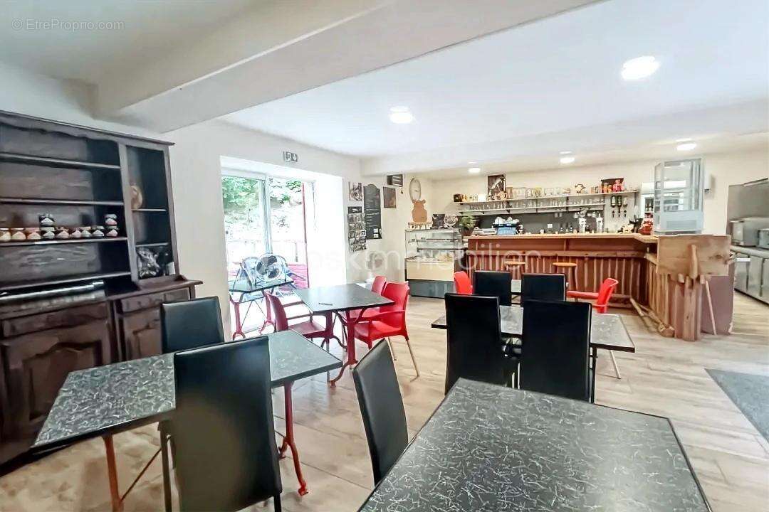 Maison à CETTE-EYGUN