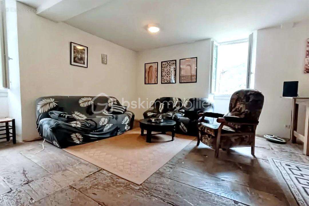 Maison à CETTE-EYGUN