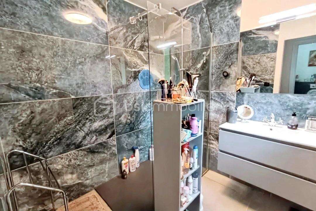 Maison à CETTE-EYGUN