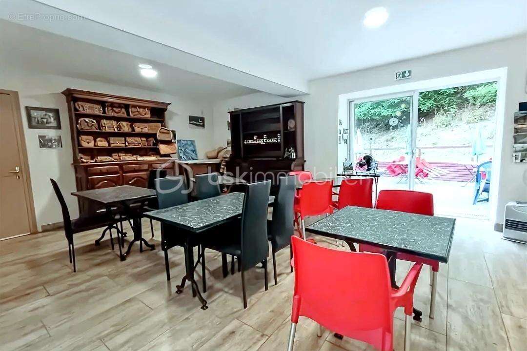 Maison à CETTE-EYGUN