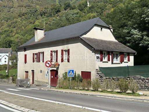 Maison à CETTE-EYGUN