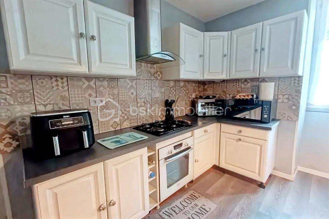 Maison à CETTE-EYGUN