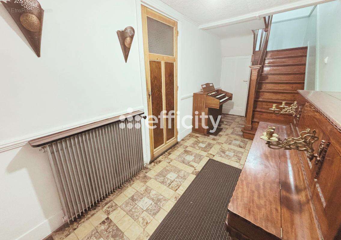 Maison à HELLEMMES-LILLE