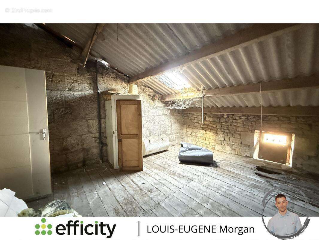 Appartement à CHEF-BOUTONNE