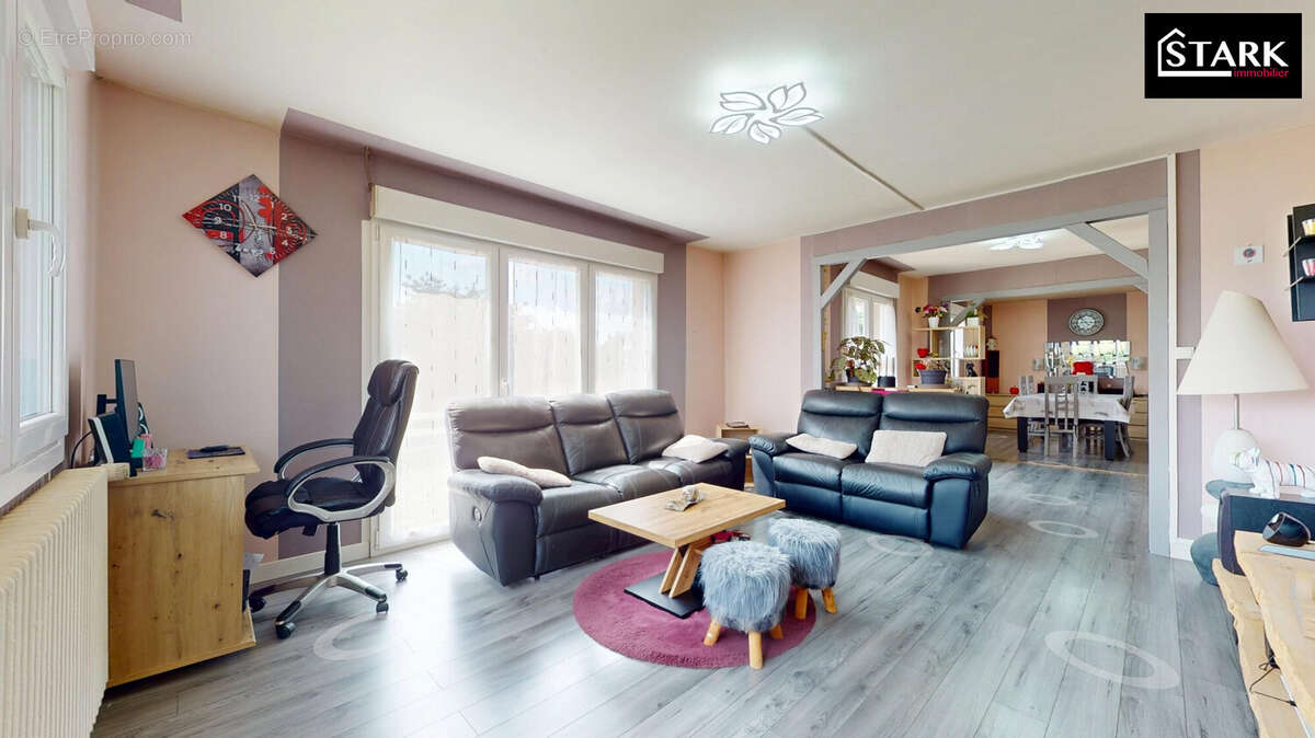 Maison à CHALONVILLARS