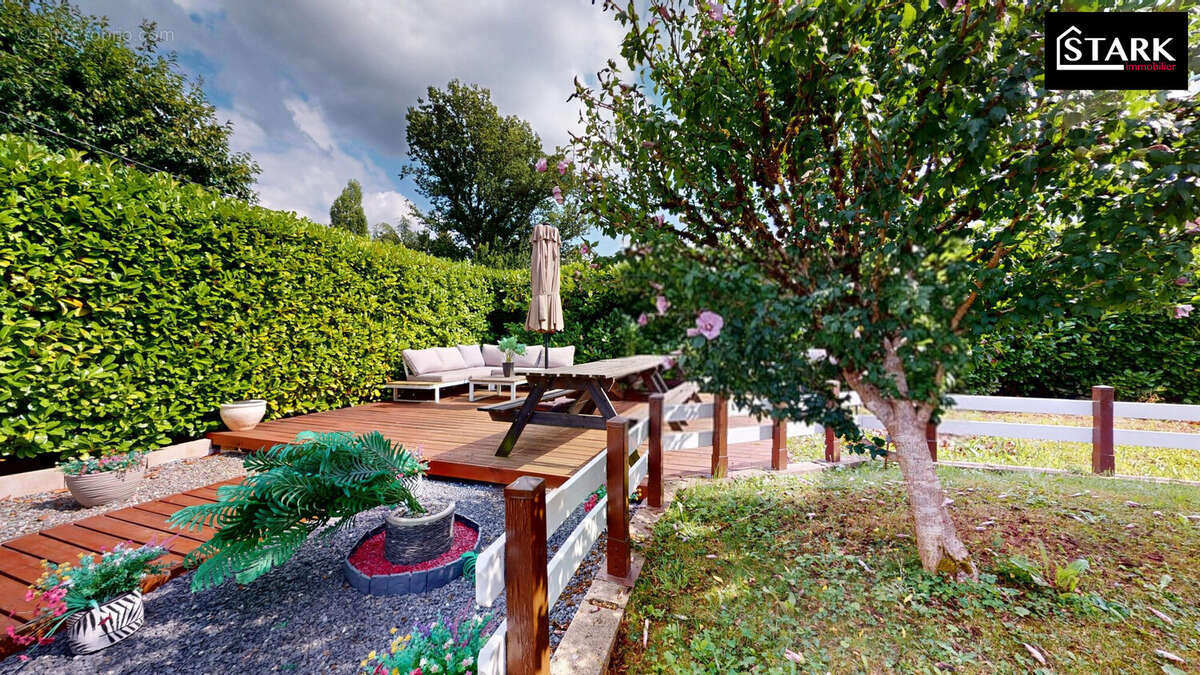 Maison à CHALONVILLARS