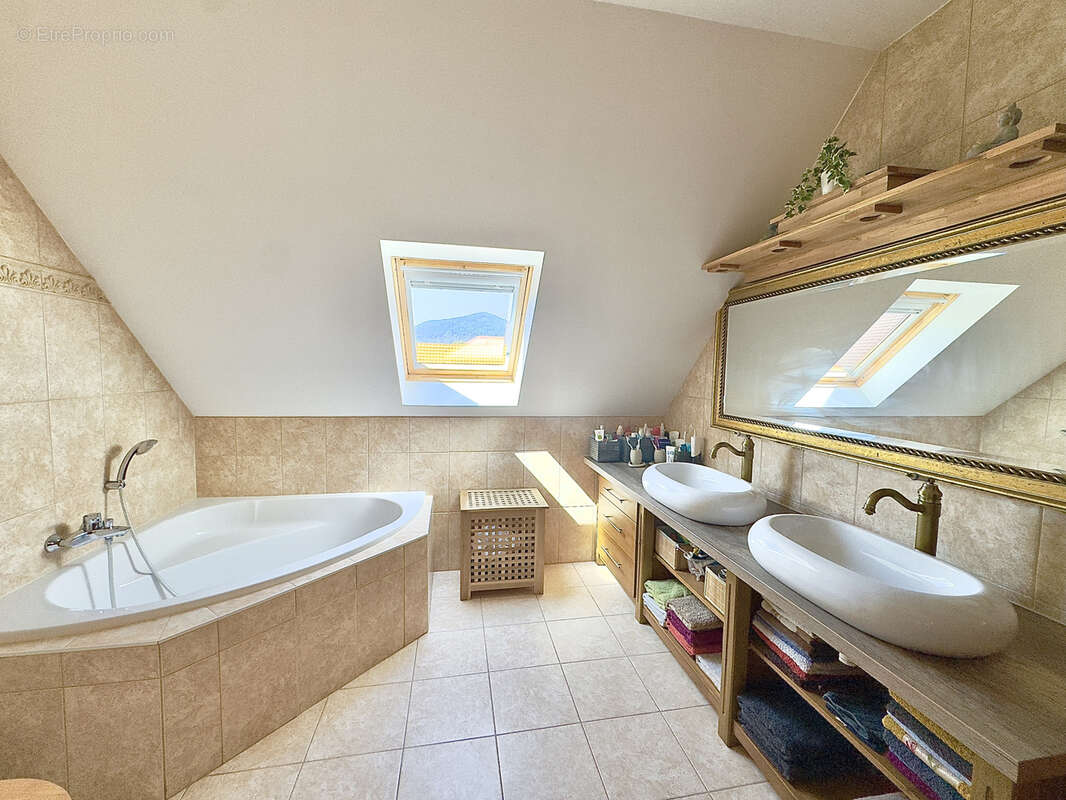 Maison à NIEDERHASLACH