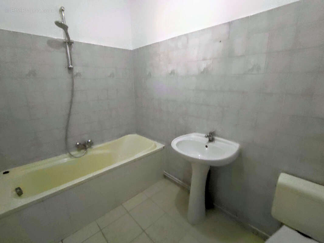 Appartement à LA GRAND-COMBE