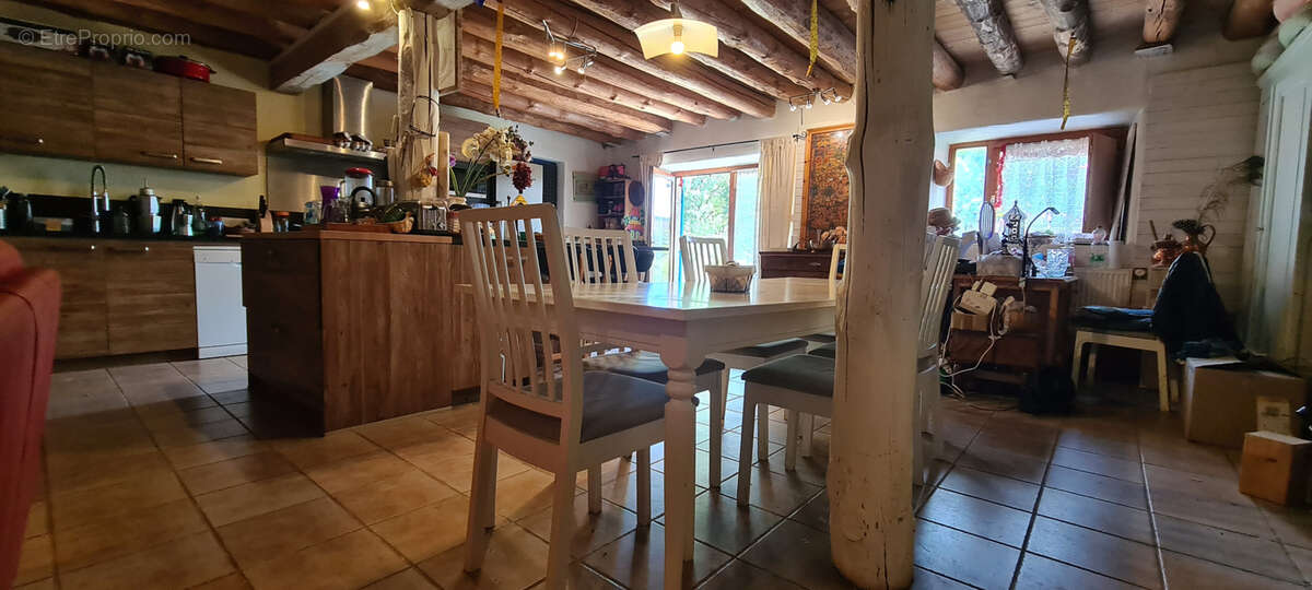 Maison à SAINT-AGREVE