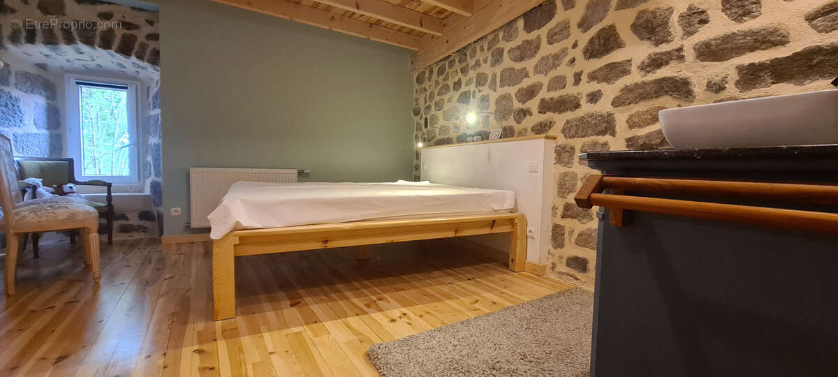 Maison à SAINT-AGREVE